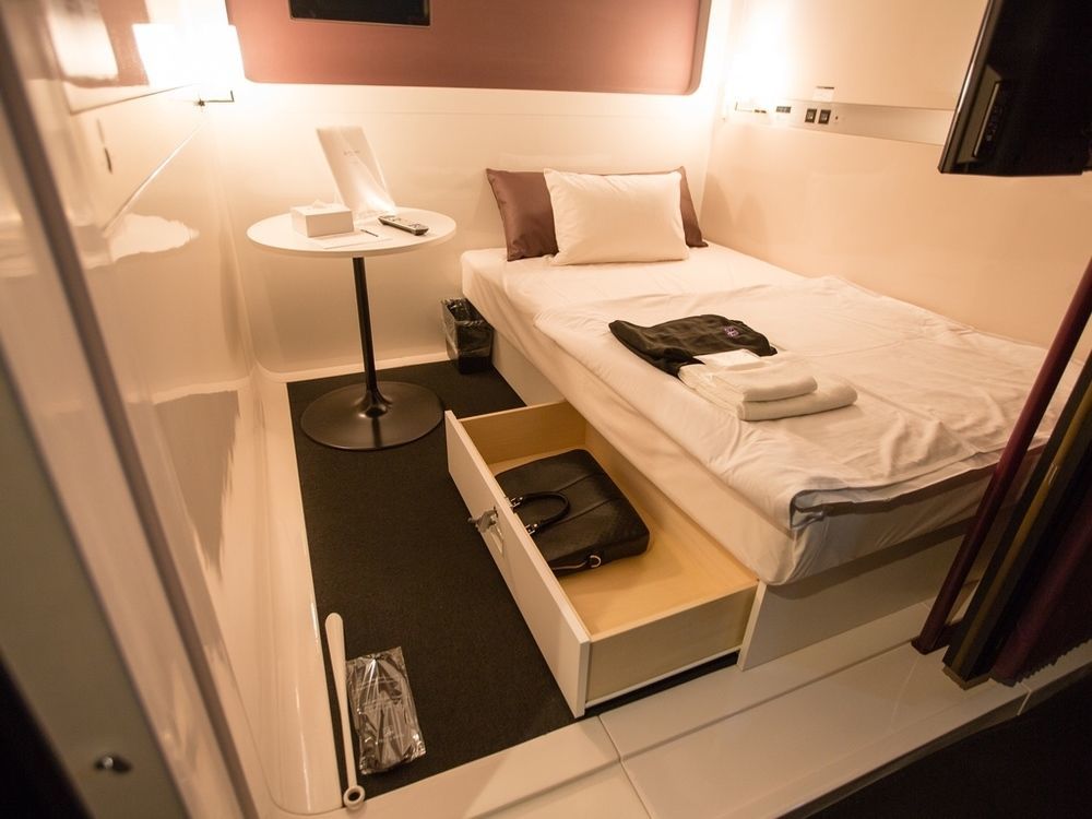 First Cabin Shinbashi Atagoyama Tōkyō Extérieur photo