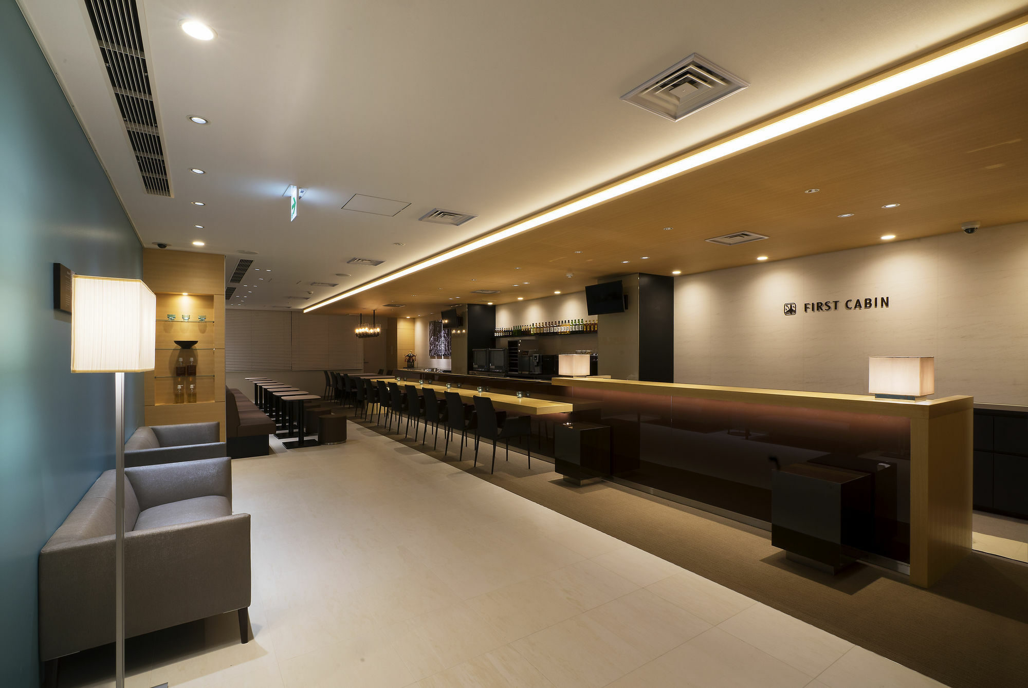 First Cabin Shinbashi Atagoyama Tōkyō Extérieur photo